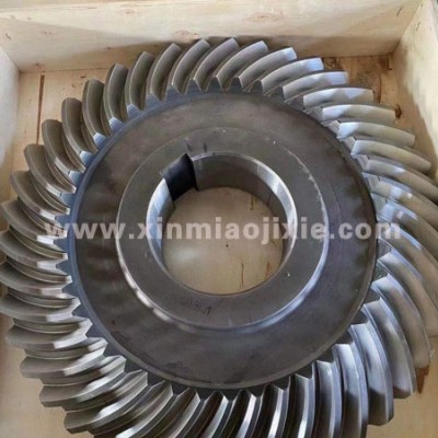 斜齒輪、齒輪軸、花鍵軸、齒條河北任丘生產廠家加工